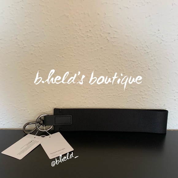 lululemon OG Never Lost Keychain (Old Style) Black/Super Dark OS Brand New NWT - Picture 12 of 15